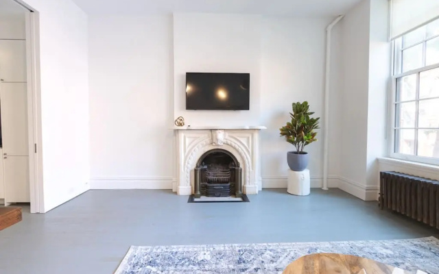 photo 2 of E10-2 Designer East Village Townhouse 1BR W D
