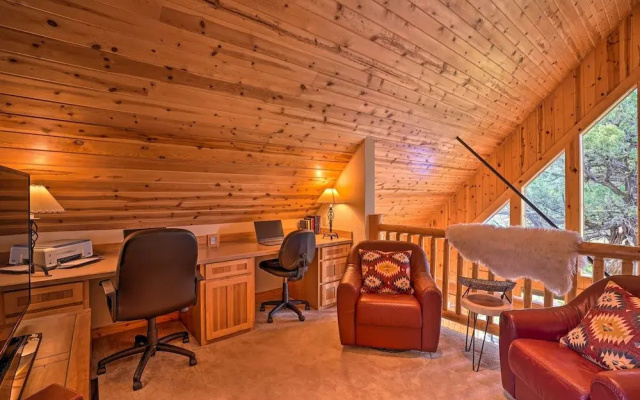 photo 4 of Eagle Crest Retreat w/ Great Wifi & Resort Access!