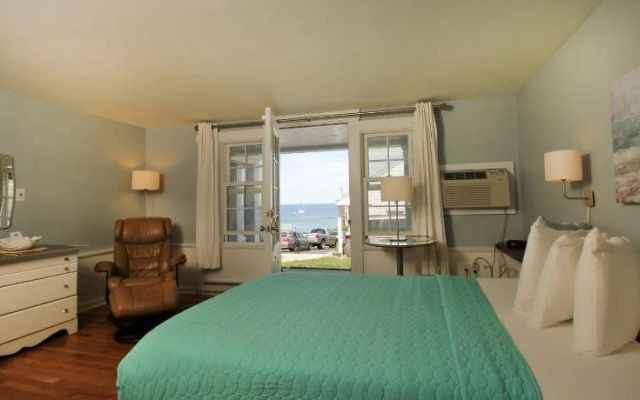 photo 5 of Eagle House Beachside Motel