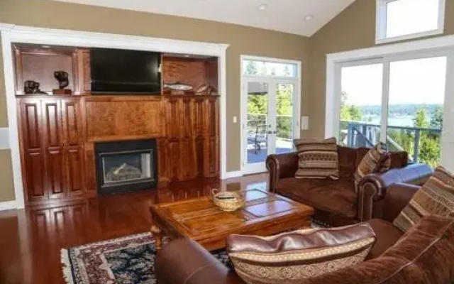 photo 2 of Eagle Ridge Estate