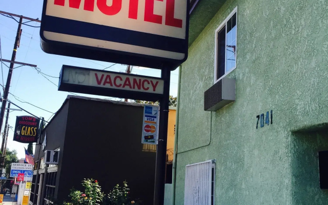 photo 4 of Eagle Rock Motel