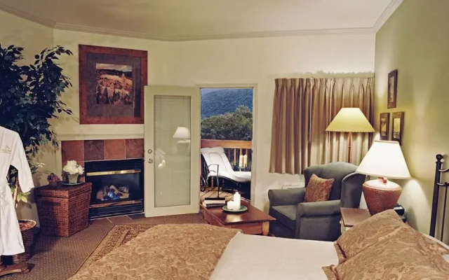 photo 3 of Eagle Rock Resort