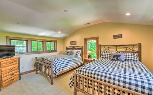 photo 5 of Luxe Lodge Near Smoky Mountains: Views & Hot Tub!