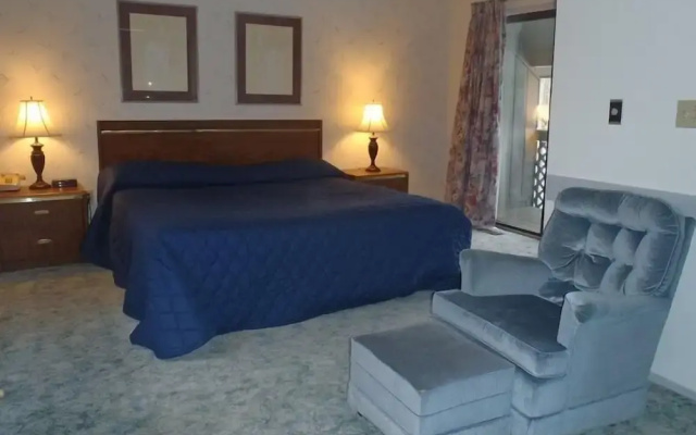 photo 3 of Eagle Village Resort
