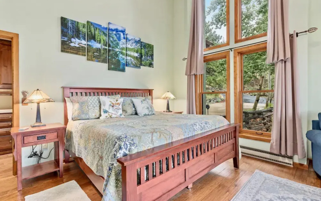 photo 2 of Eagle's Providence Vacation Home At Windcliff 3 Bedroom Home by Redawning