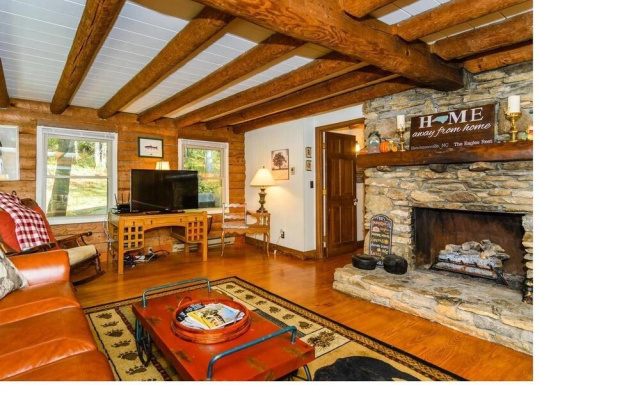 photo 2 of Eagles Rest Lodge Holiday home 3 BestStayz.1
