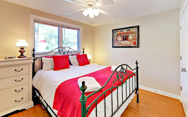 photo 4 of East Bolton Duplex Unit A 2 Bedrooms 1 Bathroom Duplex