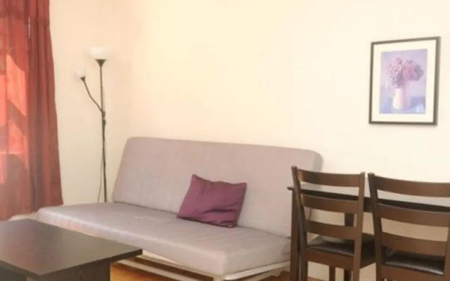 photo 2 of East Broadway Apartment