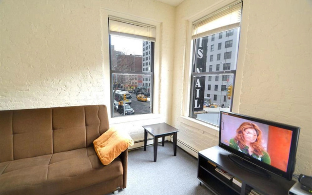 photo 3 of East Village - 2 Bedroom Apartment - RNU 65214