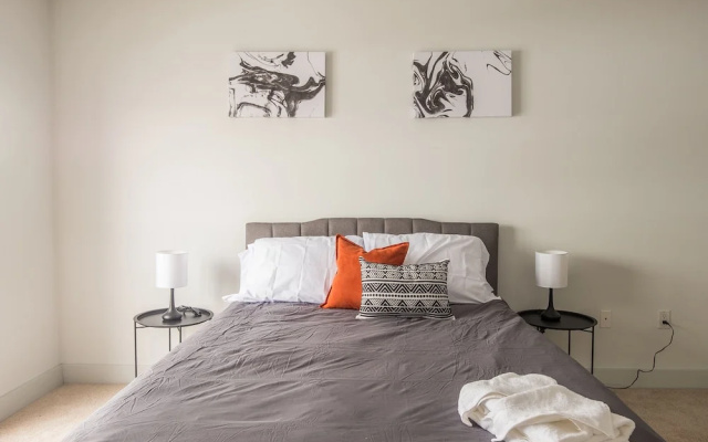 photo 4 of East Ward 2 BR Apt with WiFi by Frontdesk