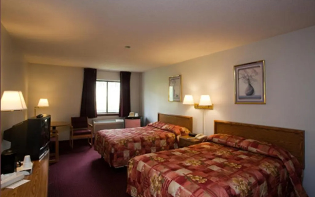 photo 2 of Eastbrook Inn