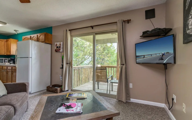 photo 3 of Eastern Sky - 1 Br Home