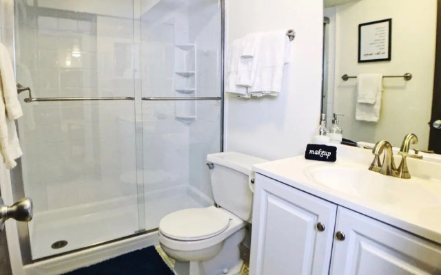 photo 4 of Eastwind Apartments