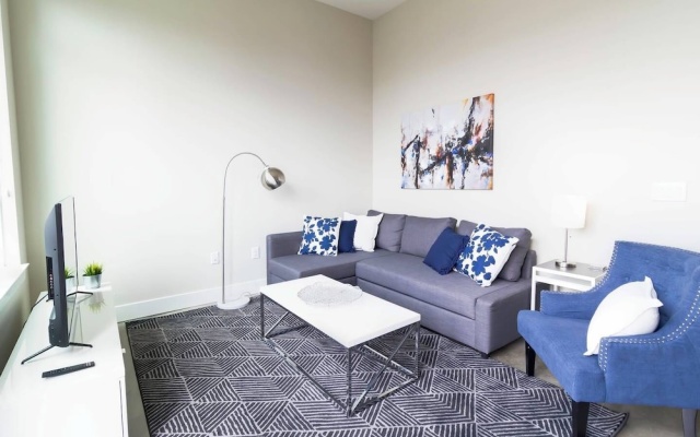 photo 4 of Contemporary Oasis Apartment in Houston