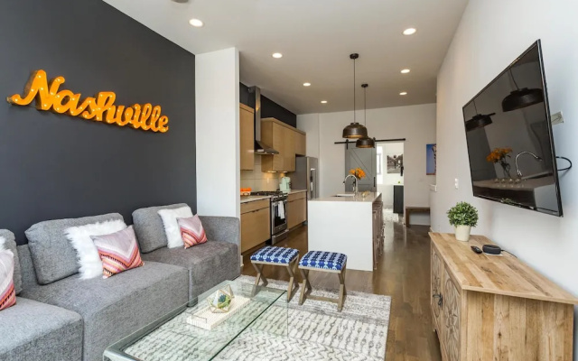 photo 3 of Ech3-4 Two Massive Homes Downtown Views & Tons of Outdoor Space! Sleeps 24!