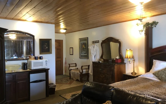 photo 5 of Echo Canyon Spa Resort (Adults Only)