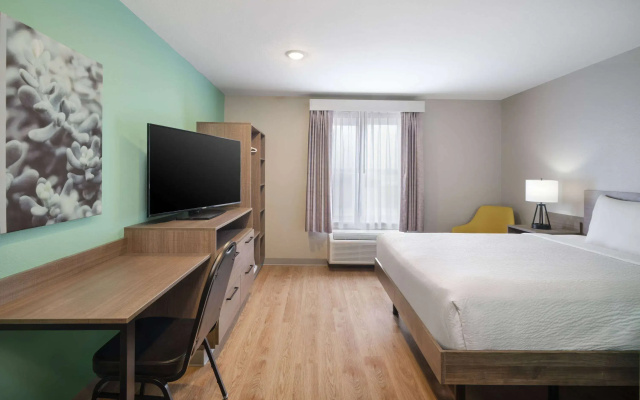 photo 4 of ECHO Suites Extended Stay by Wyndham Dallas Plano/Frisco