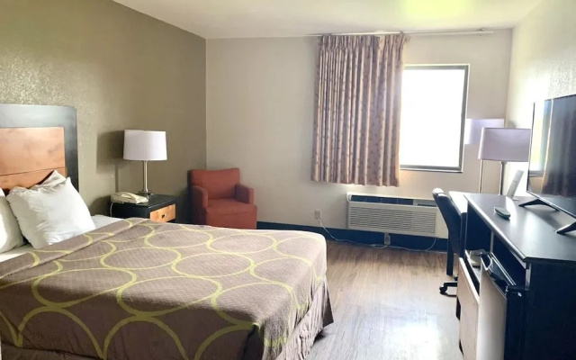 photo 5 of Econo Inn Fremont