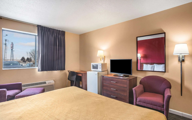 photo 5 of Econo Lodge Princeton