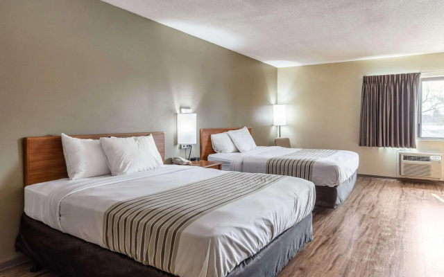 photo 4 of Budget Inn