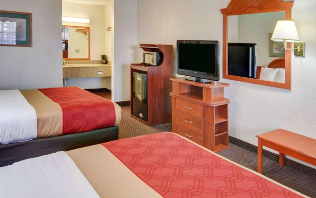 photo 5 of Super 8 by Wyndham Decatur Texas