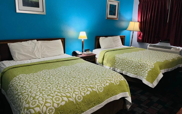 photo 5 of Rodeway Inn Whitehall