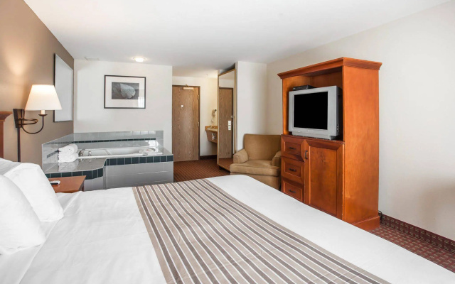 photo 3 of Econo Lodge