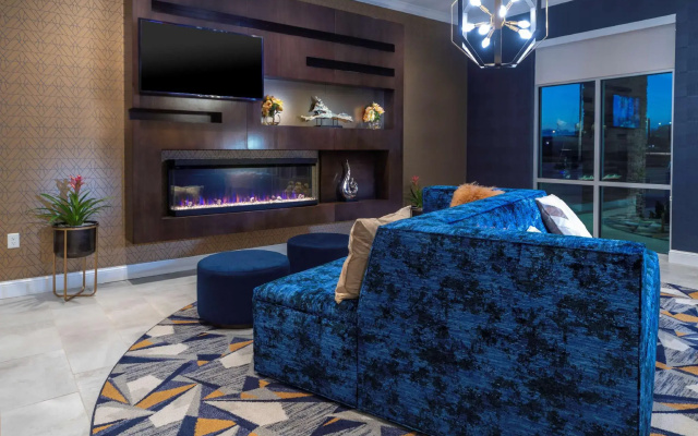 photo 2 of St. Louis Airport Hotel