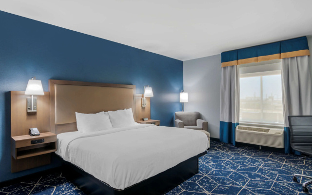 photo 3 of St. Louis Airport Hotel