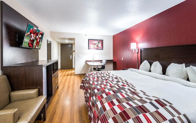 photo 2 of Red Roof Inn Palatine
