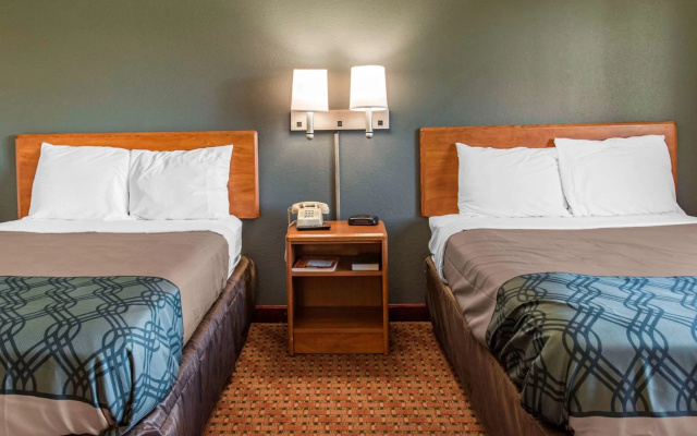 photo 5 of Travelers Lodge & Suites