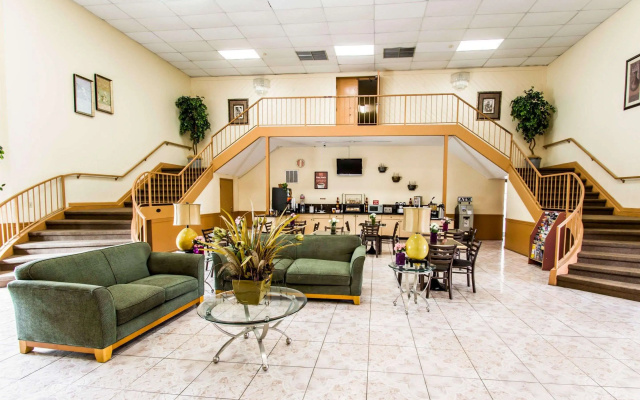 photo 2 of Econo Lodge Jacksonville South