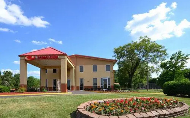 photo 4 of Econo Lodge