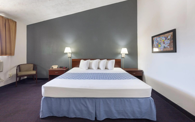 photo 3 of Parkview Inn and Conference Center