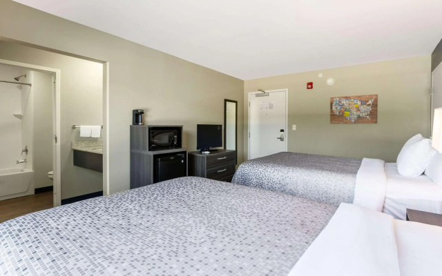 photo 5 of Econo Lodge Dayton