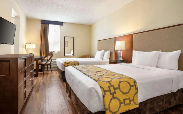 photo 5 of Belmont Inn & Suites