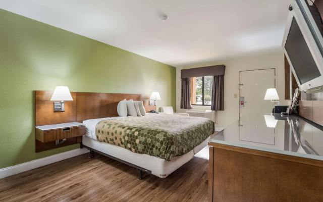 photo 4 of Econo Lodge Atlanta Airport East