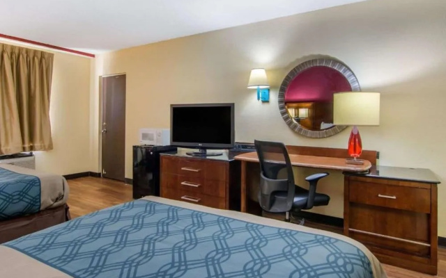 photo 5 of Travelodge by Wyndham Forsyth