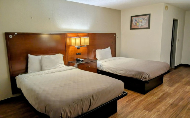 photo 3 of Travelodge by Wyndham Forsyth