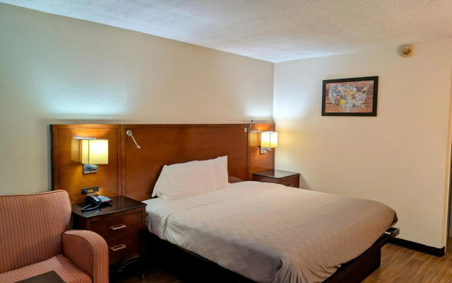 photo 5 of Travelodge by Wyndham Forsyth