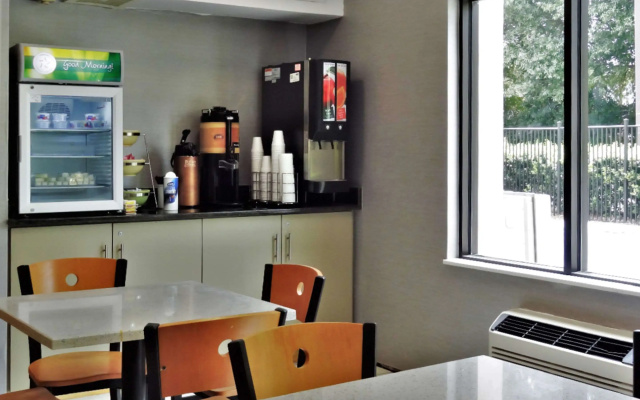 photo 4 of Quality Inn & Suites Raleigh North