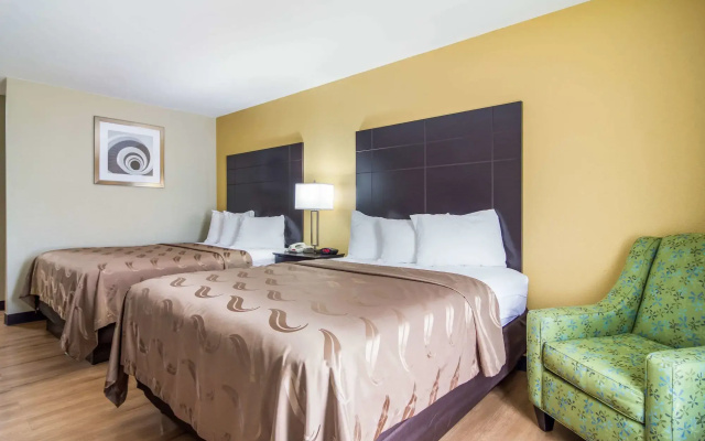photo 5 of Quality Inn & Suites Canton, GA