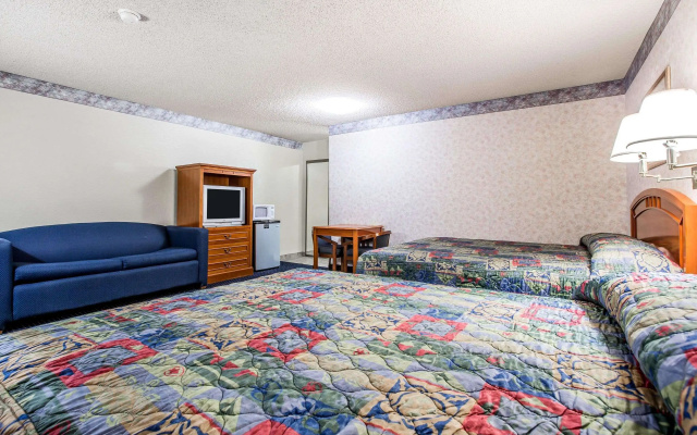 photo 4 of Days Inn by Wyndham Ridgecrest near China Lake Naval Station