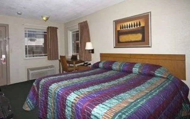 photo 2 of Blue Star Inn