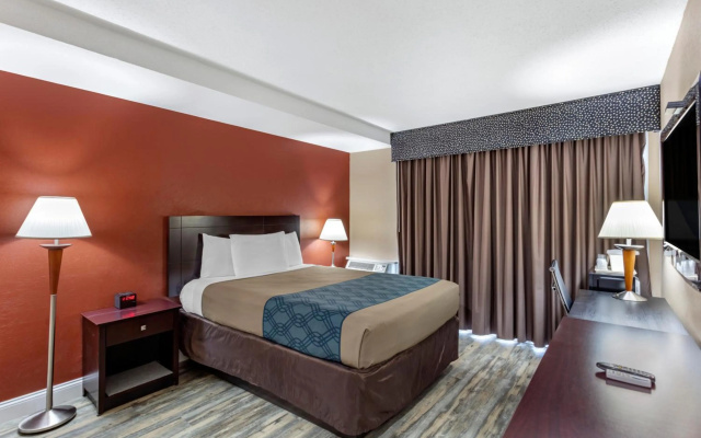 photo 5 of Econo Lodge Inn & Suites Old Saybrook Westbrook