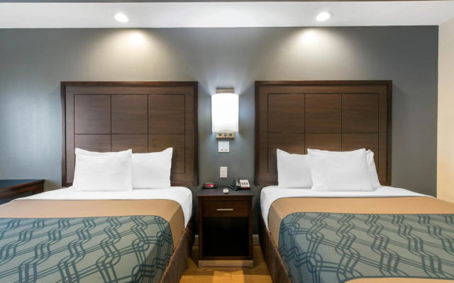 photo 5 of Econo Lodge Inn & Suites Houston Willowbrook