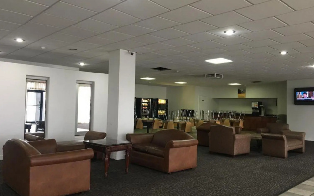 photo 2 of FairBridge Inn Express Melrose Park