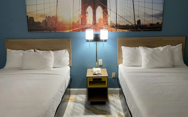 photo 4 of Days Inn by Wyndham Jersey City / NYC Area