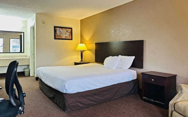 photo 4 of Econo Lodge Kannapolis