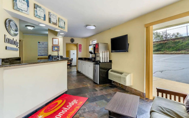 photo 2 of Brentwood Inn & Suites